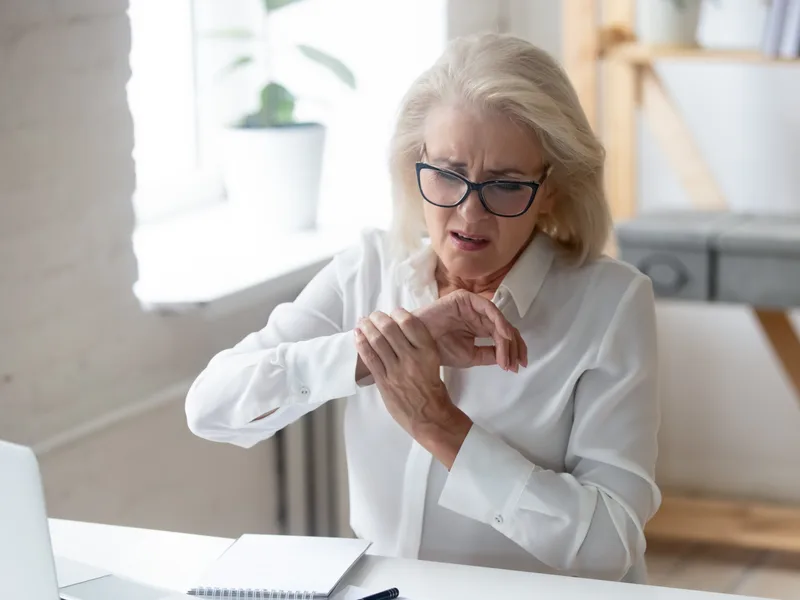 Tahoe Chiropractic Clinic treating bursitis in South Lake Tahoe