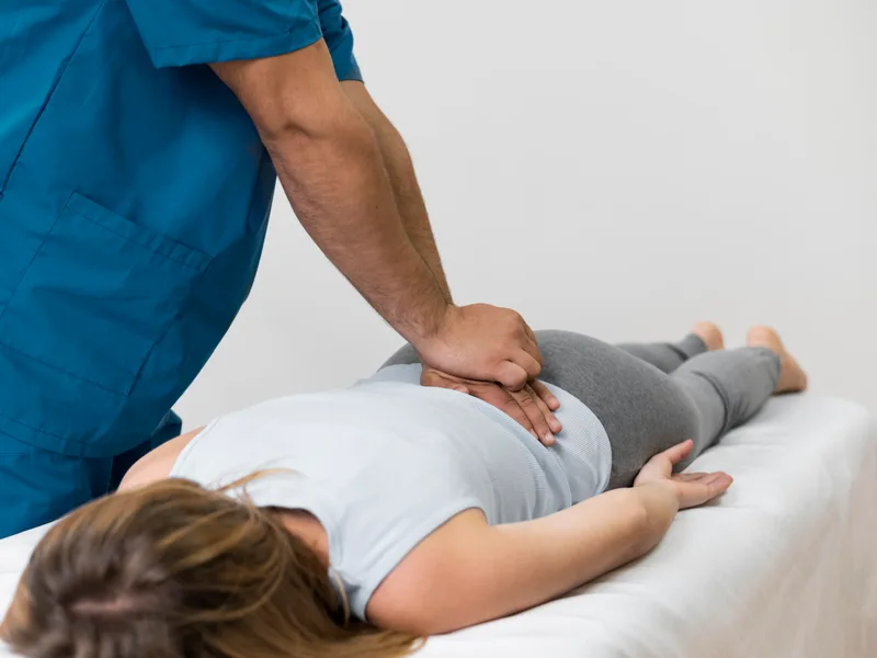 How Tahoe Chiropractic Clinic treats hip pain in South Lake Tahoe