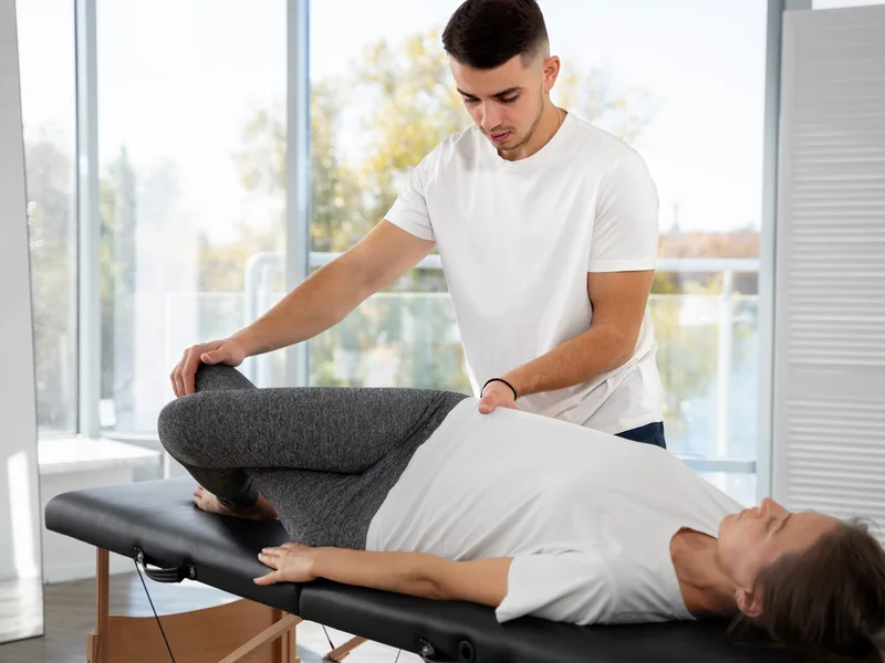 Tahoe Chiropractic Clinic treating hip pain in South Lake Tahoe